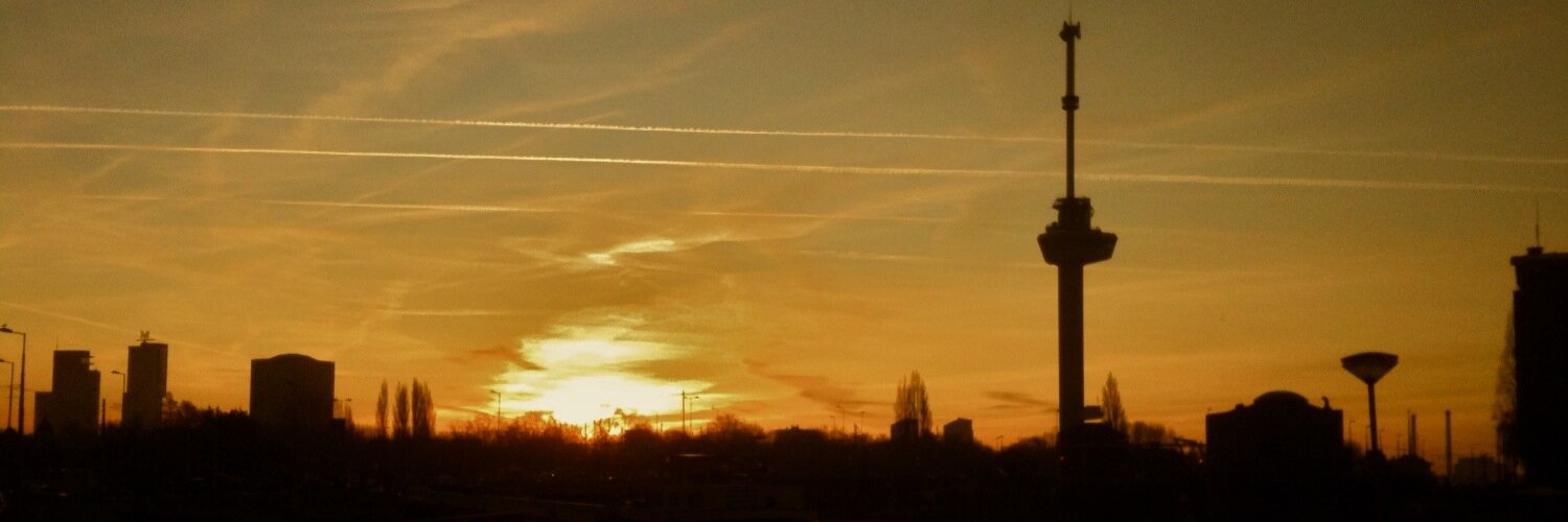 lindenvanderr's profile banner image