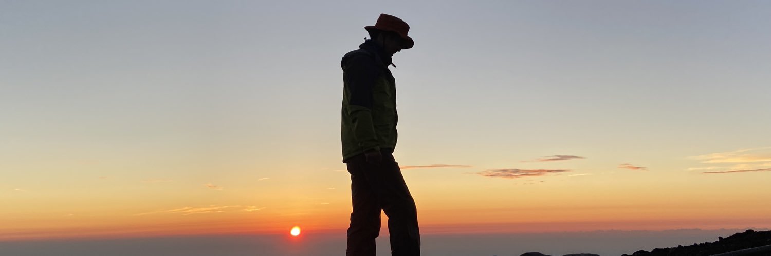 pinguin1026's profile banner image
