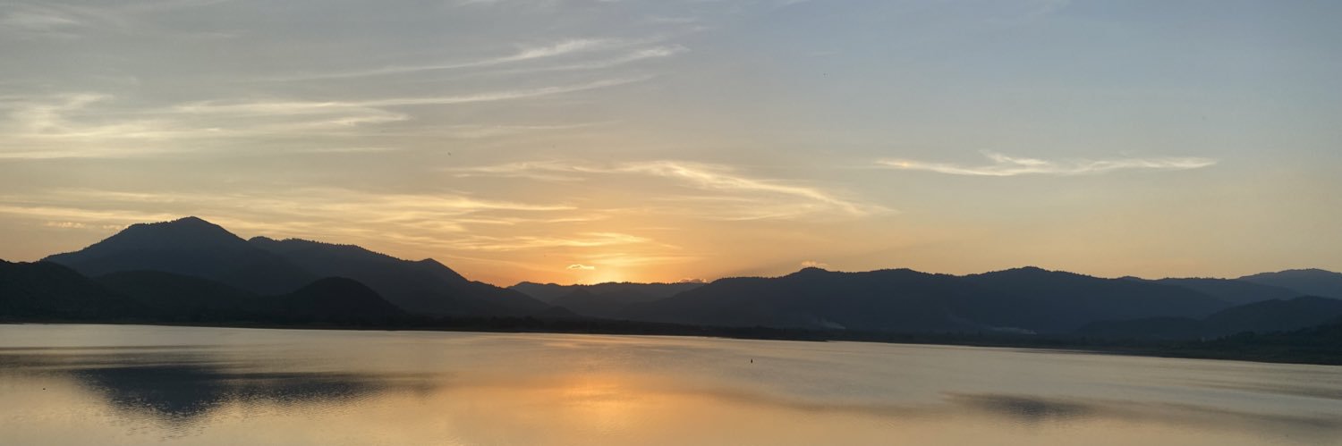 NONGMIIEW's profile banner image