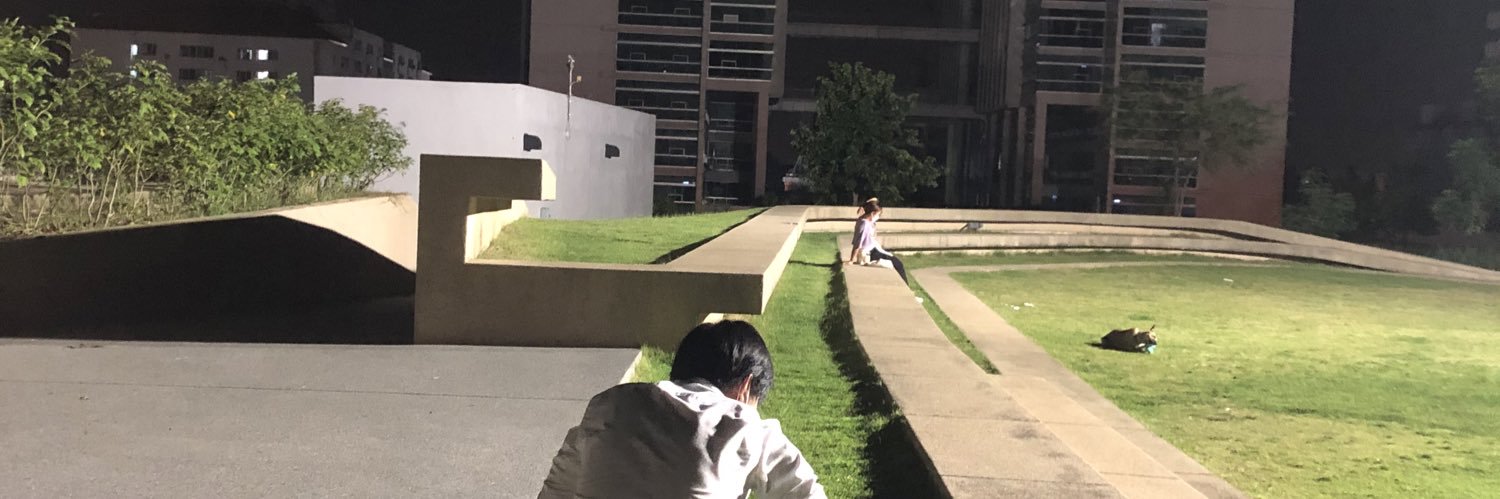 yourlillavender's profile banner image