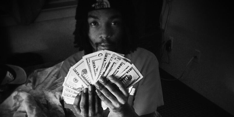 eeMMB4's profile banner image