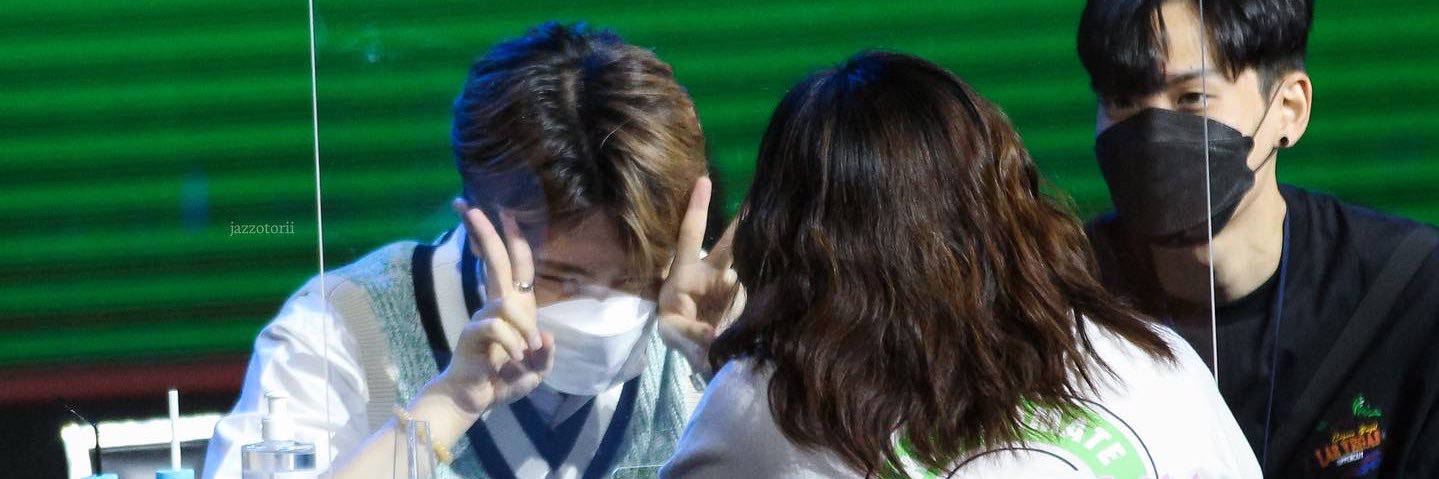 🥂🍾(˶‾᷄ ⁻̫ ‾᷅˵)🍒🐶 banner