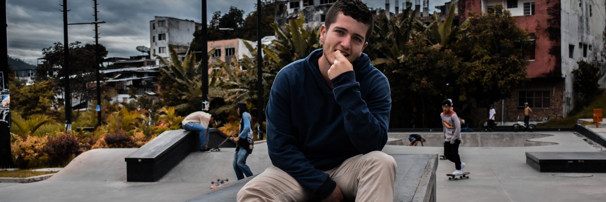 losmonosco's profile banner image