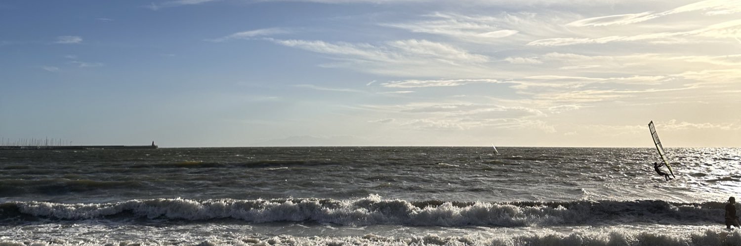 sariiiii's profile banner image