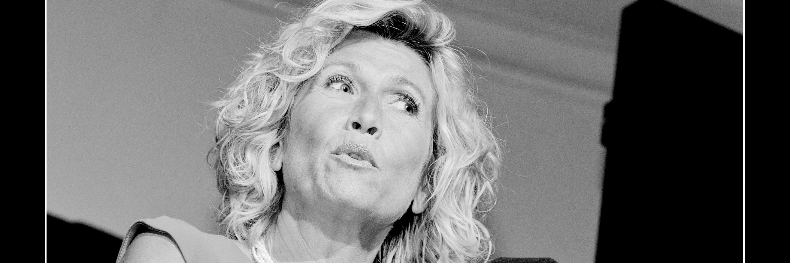 AnneDBaetzelier's profile banner image