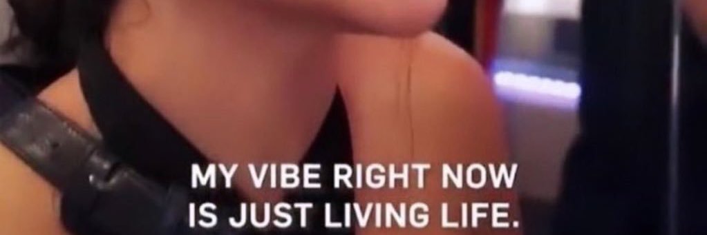chloee_johnston's profile banner image
