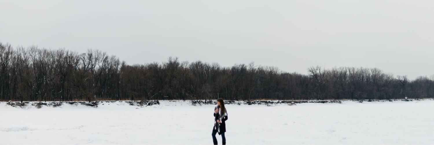 sarahhirsch23's profile banner image