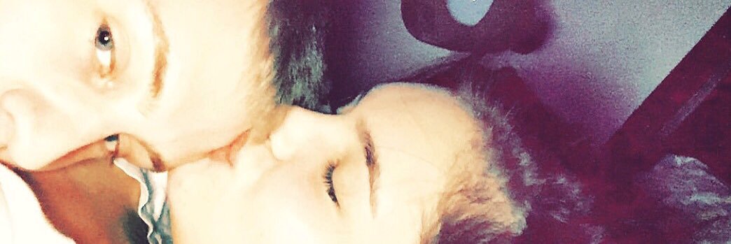hollm3_'s profile banner image