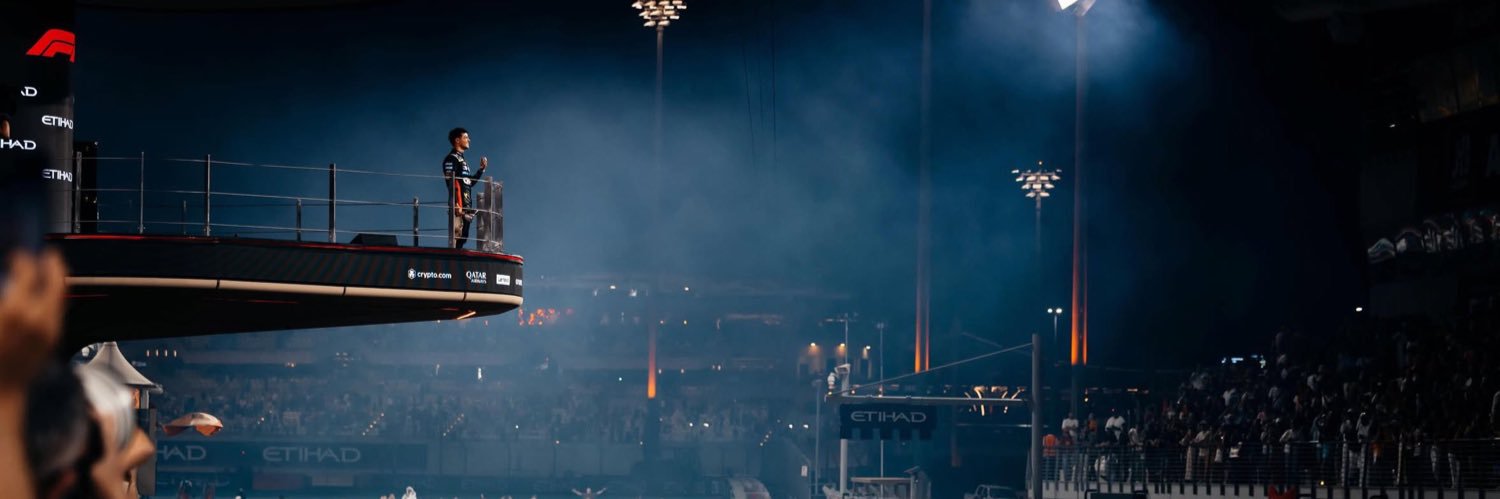 wearefalling's profile banner image