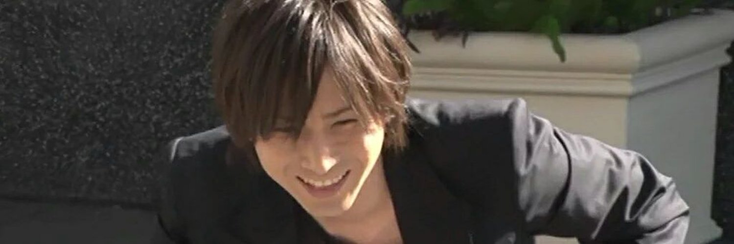 yuppy32's profile banner image