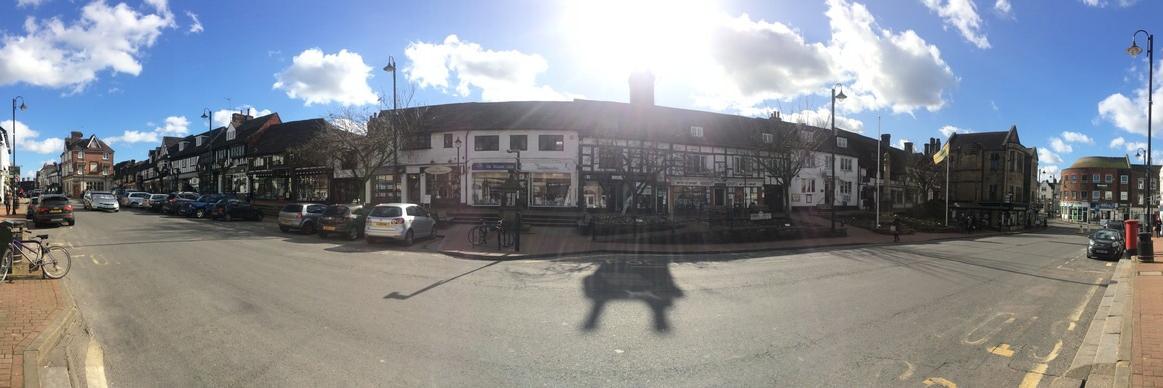 EastGrinsteadLiving banner