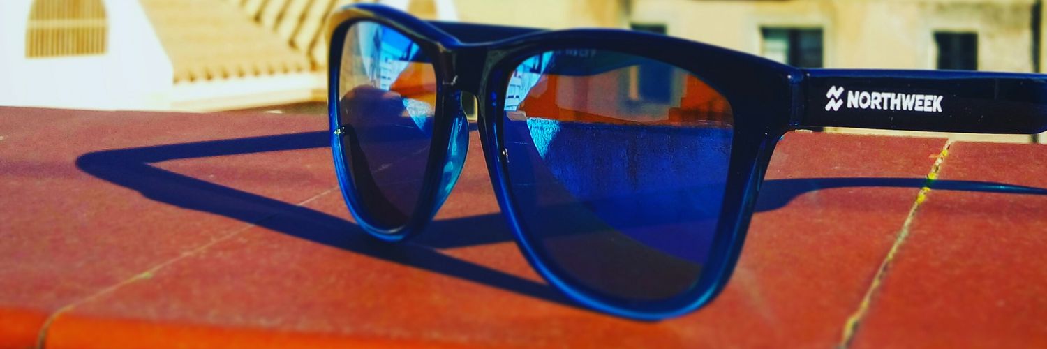 litu555's profile banner image