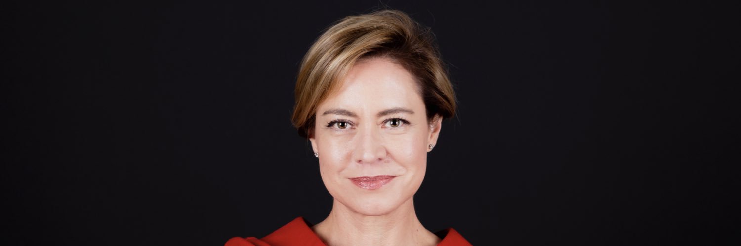 Carla Roel de Hoffmann carlarhoffmann on Bsky banner