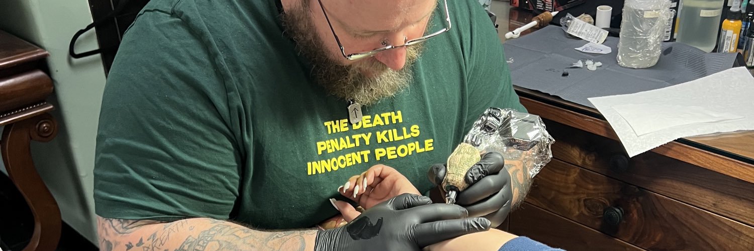 curbylicious's profile banner image