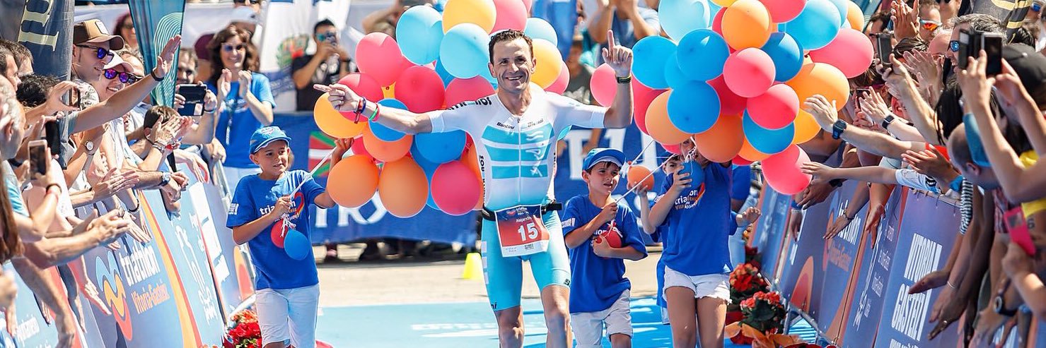 Alejandro Santamaria banner