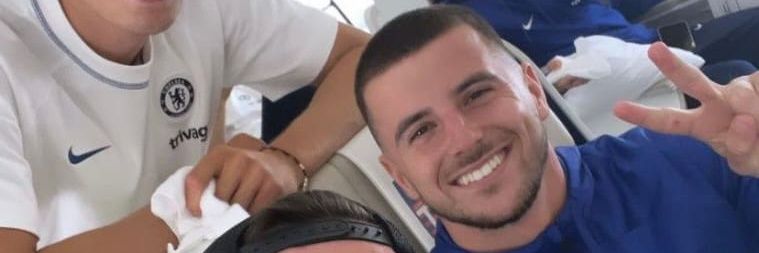 TrustVee's profile banner image