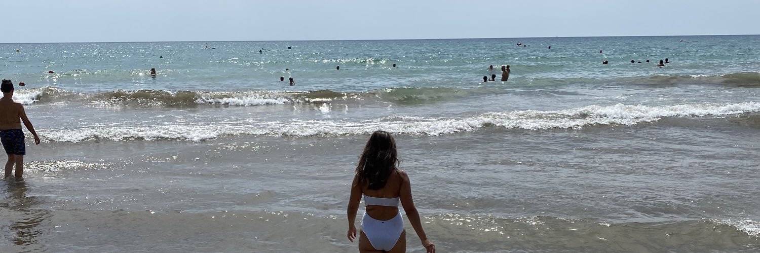 Andreacmecinas's profile banner image