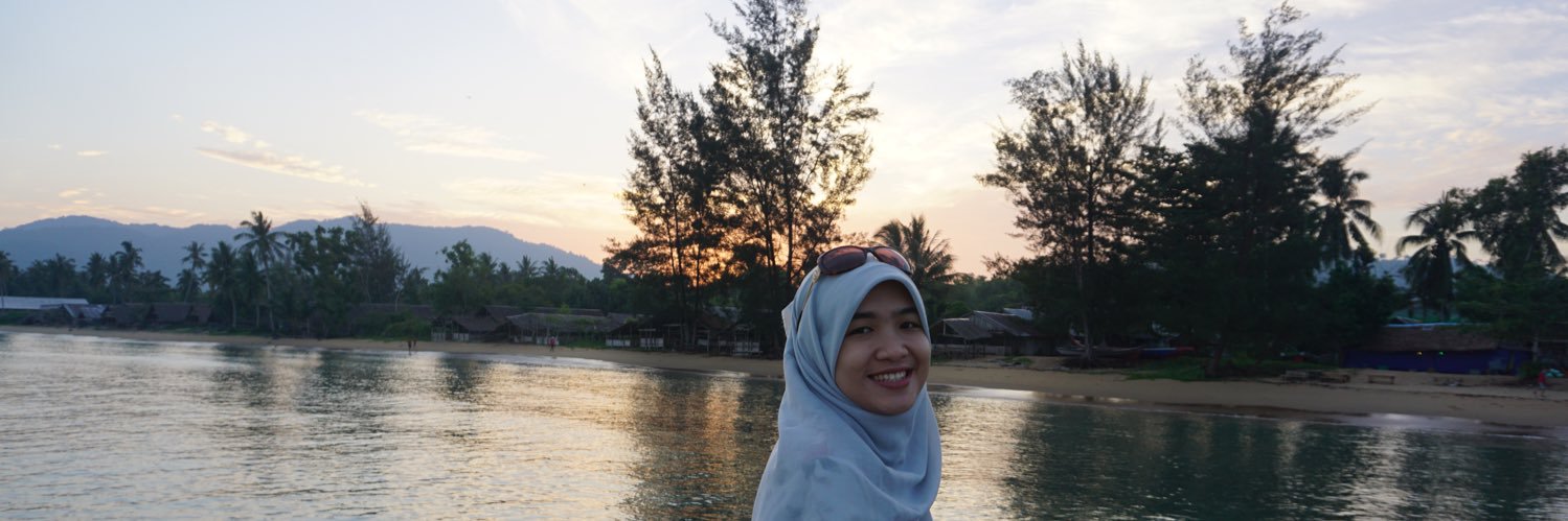 Annisa Dina Amalia banner