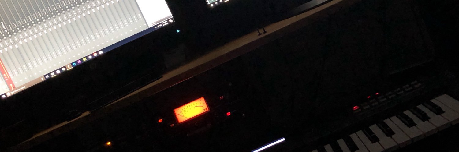 bMILTZ banner