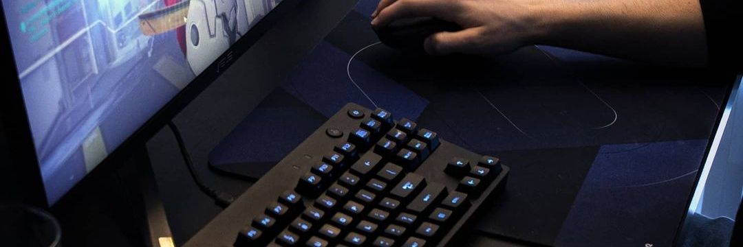 luistzv's profile banner image