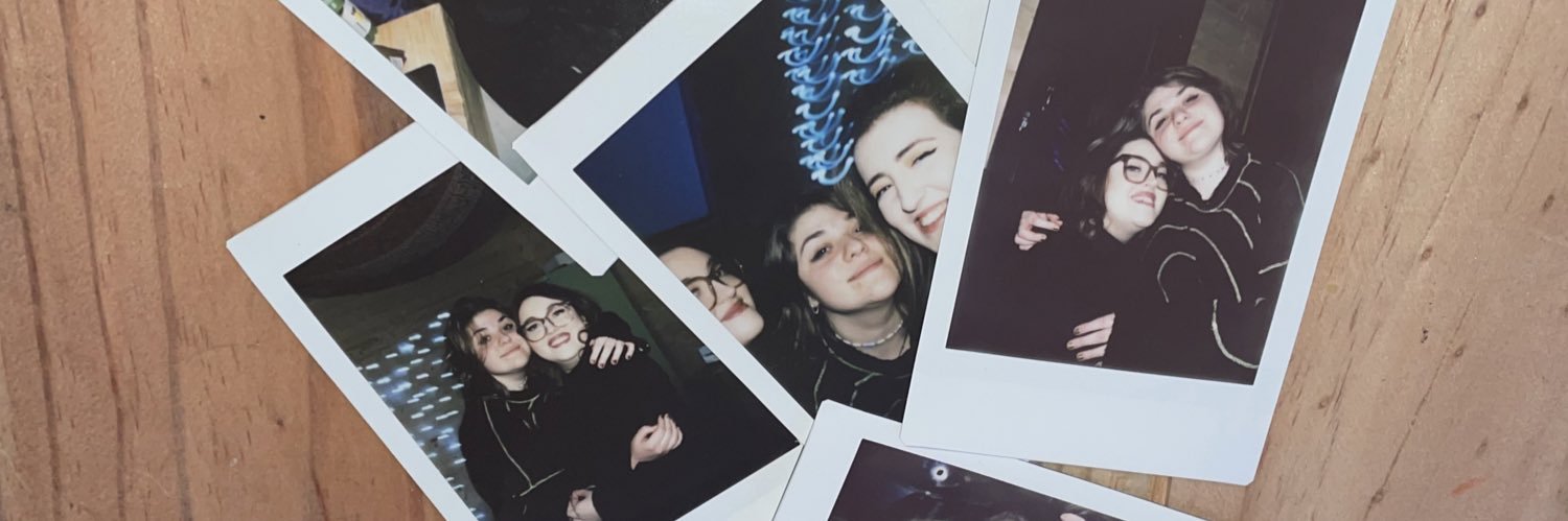 whatsernamechlo's profile banner image