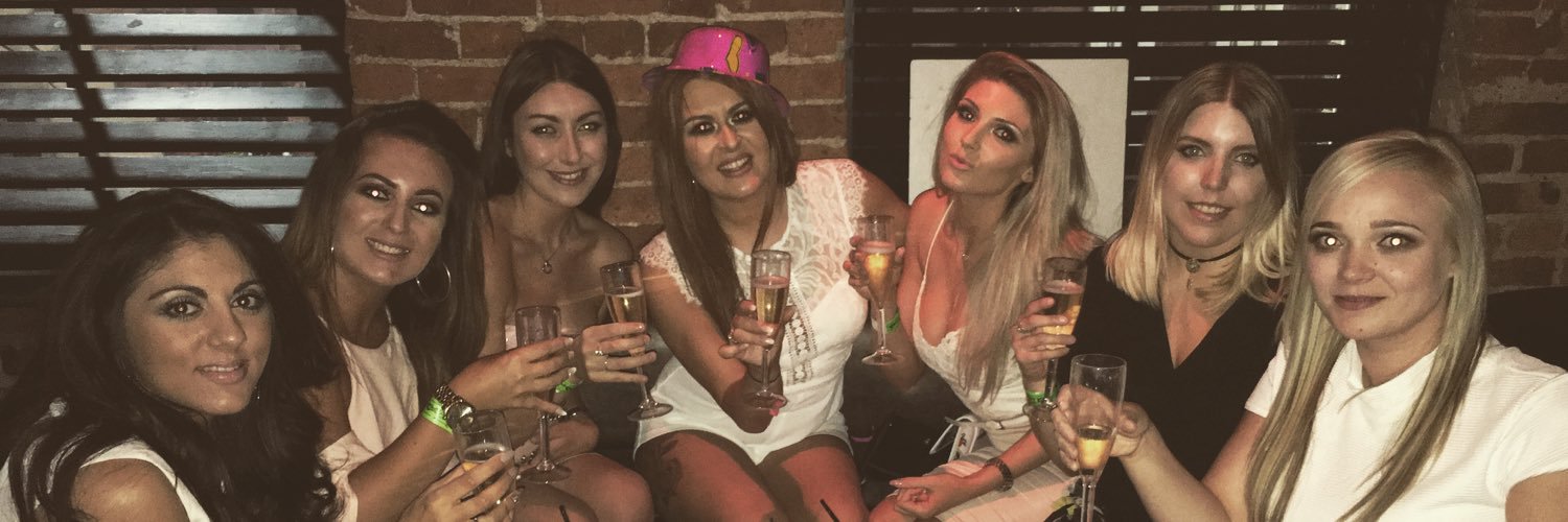 lauraaDown's profile banner image