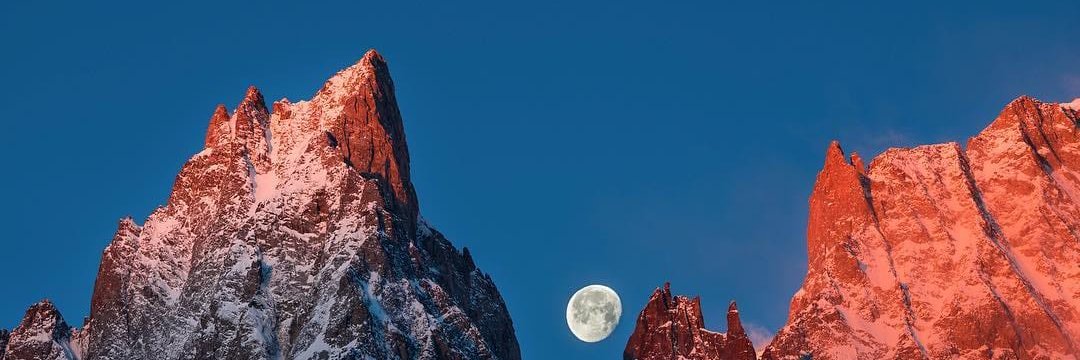 cricastle's profile banner image
