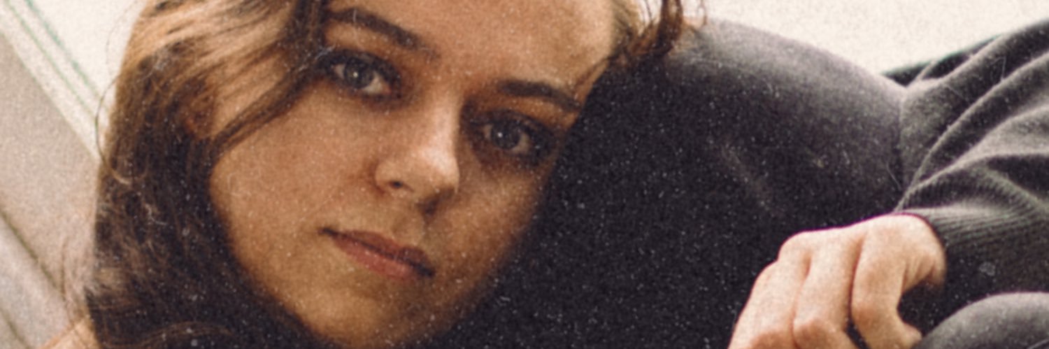 aislinevans's profile banner image