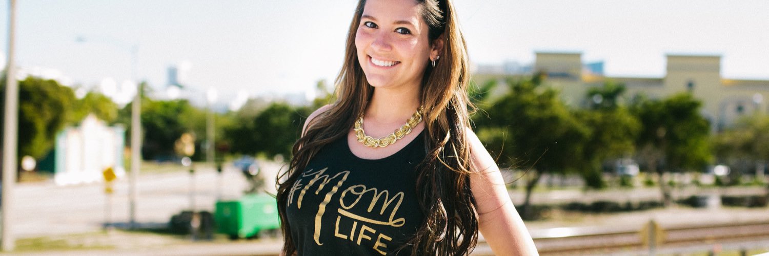 lauracoblog's profile banner image