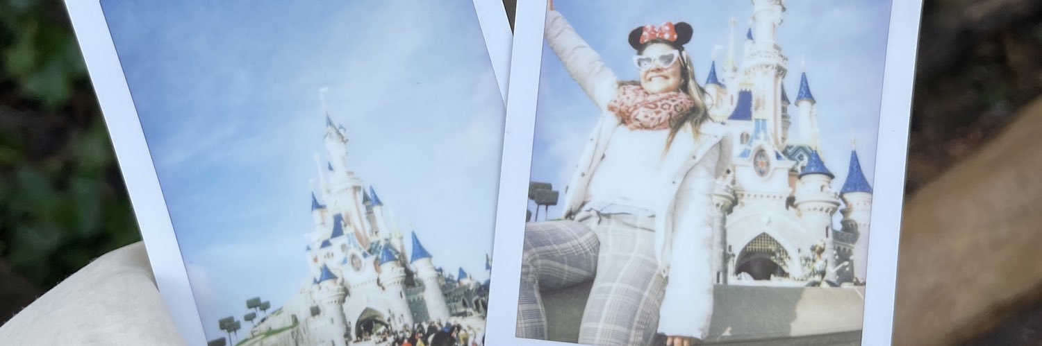 karlaibanez_'s profile banner image