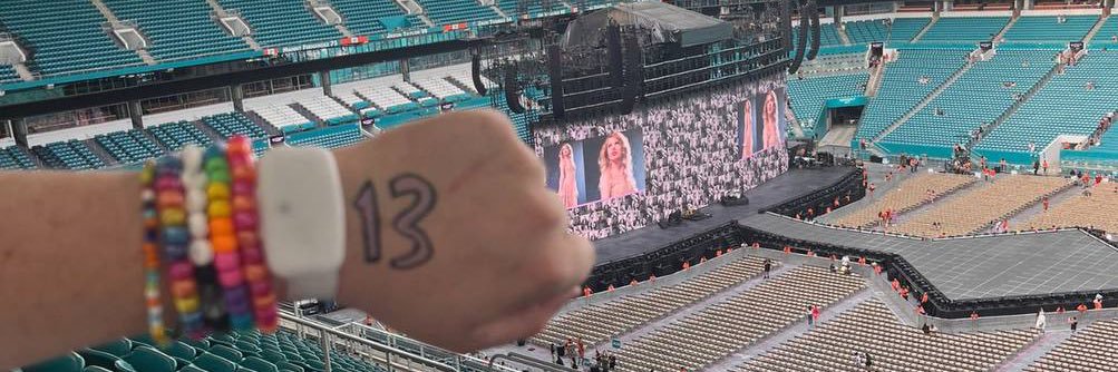 Starrr ✨💕 banner