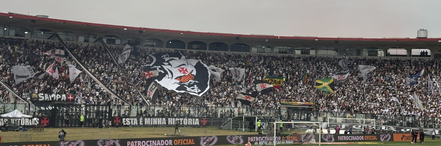 xovaaa's profile banner image