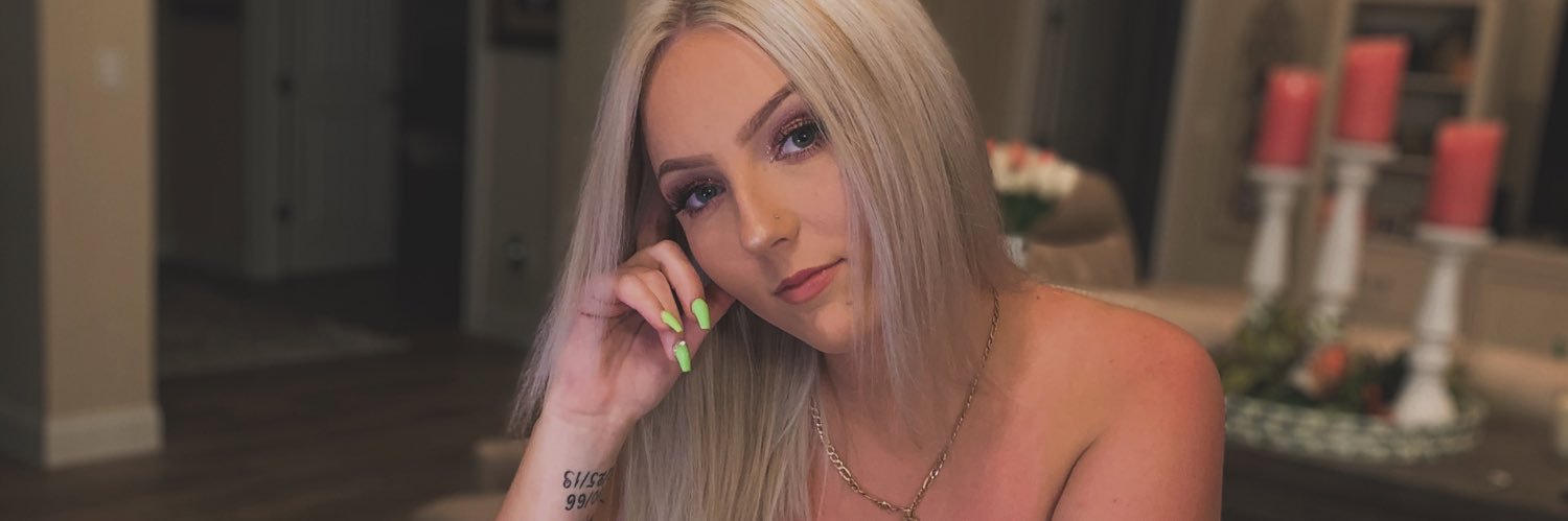 itskristaa_'s profile banner image
