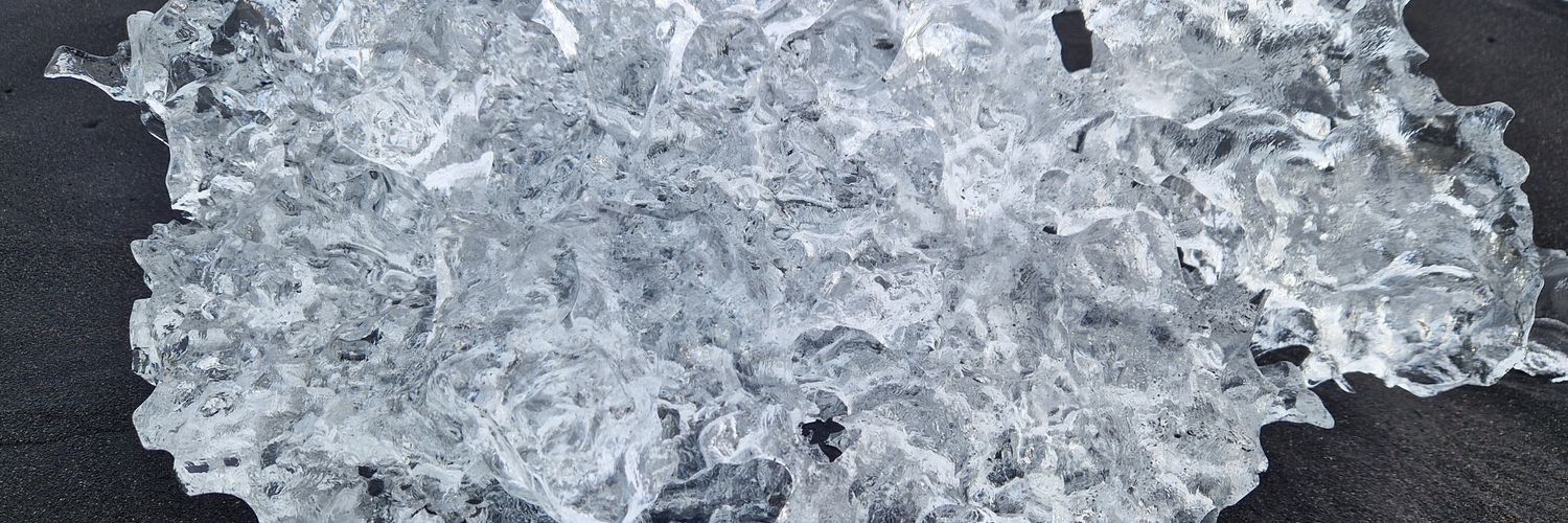 MoniSmolders's profile banner image