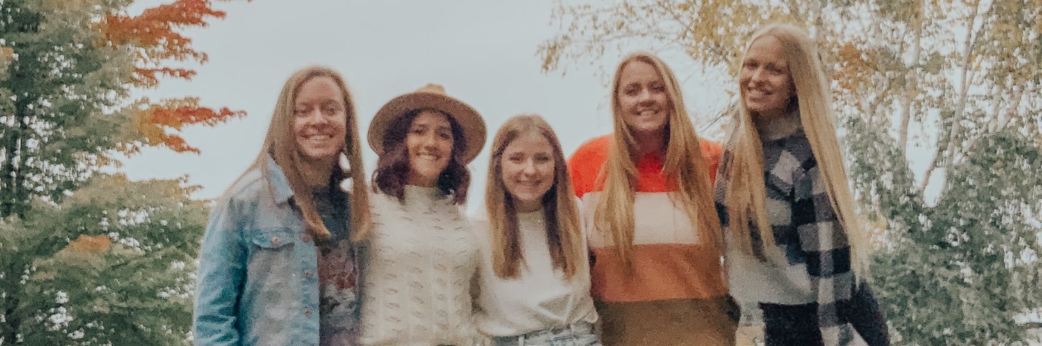 alliefarell's profile banner image