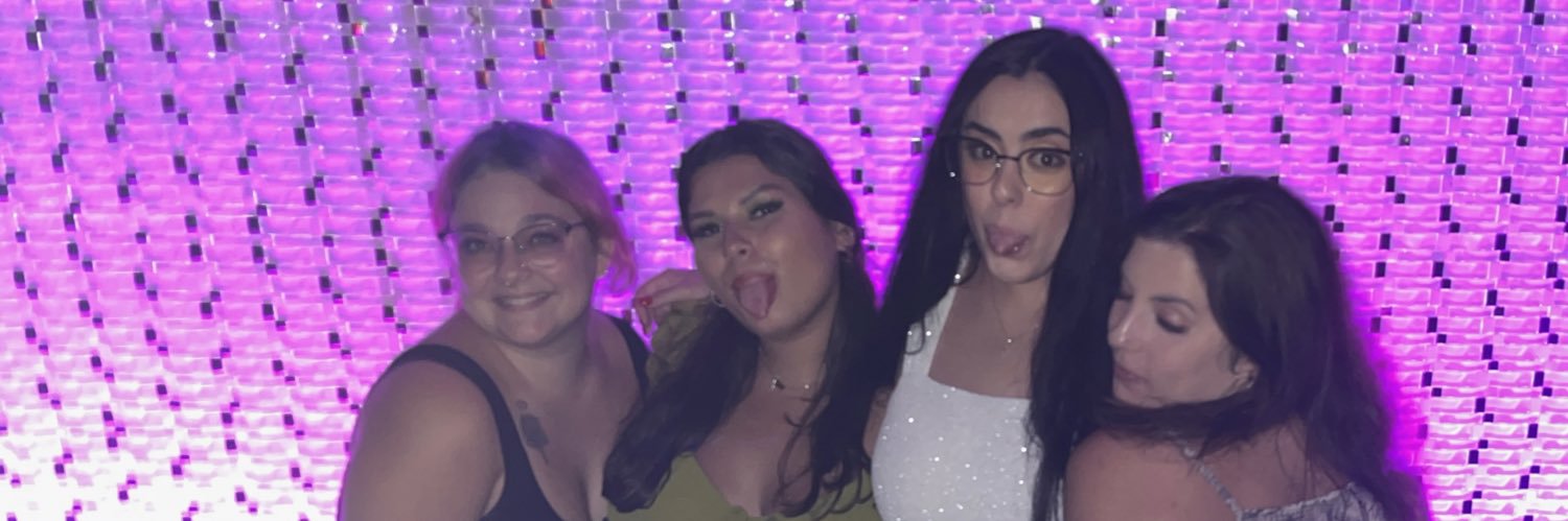 mirandaaaa13's profile banner image