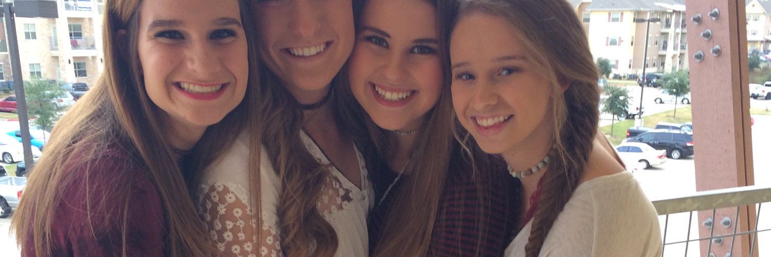 FieldingMikayla's profile banner image
