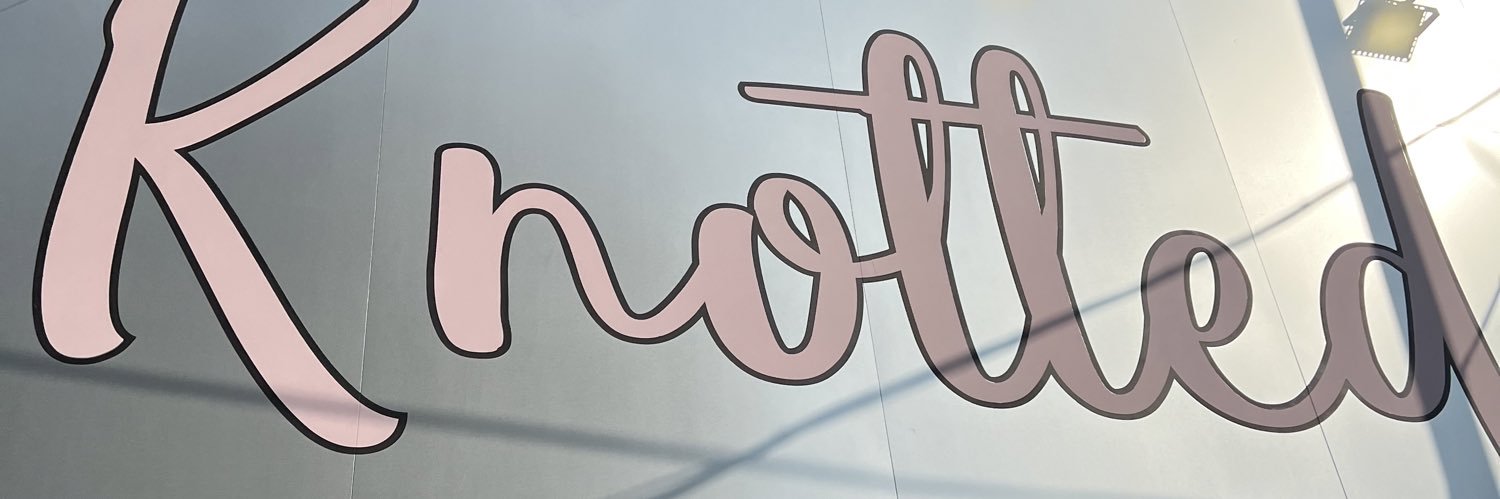 lynlynsw's profile banner image