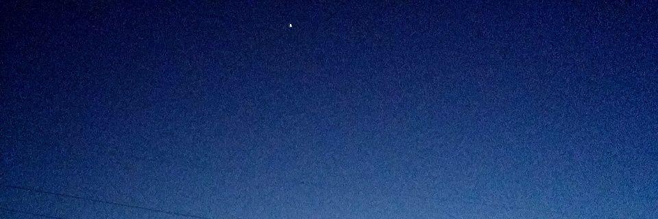 y11s16's profile banner image
