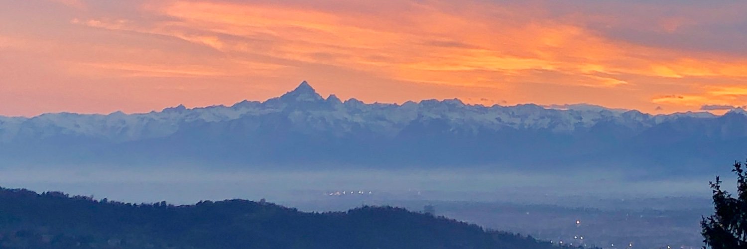 piliius's profile banner image