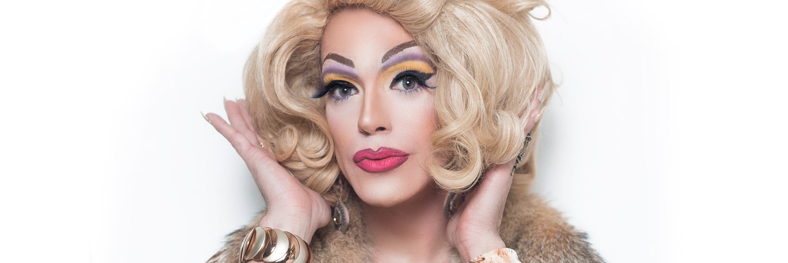 eusoudivina's profile banner image