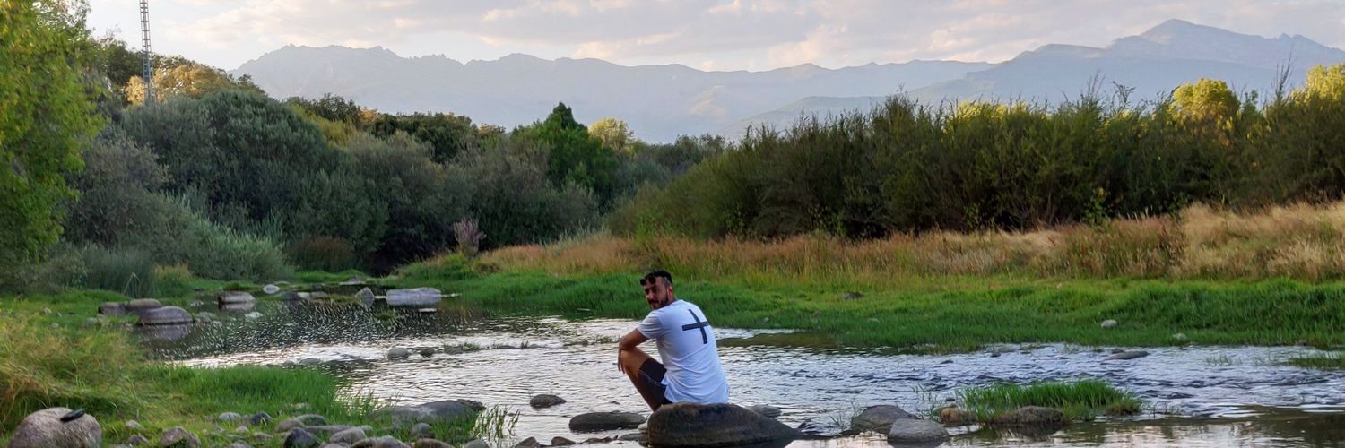 xSearz's profile banner image