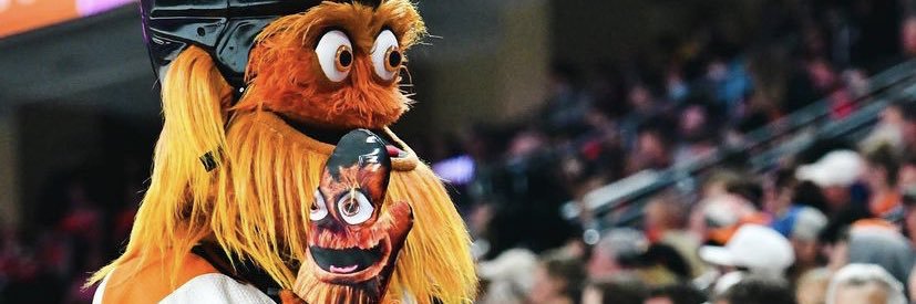 amyhueber's profile banner image