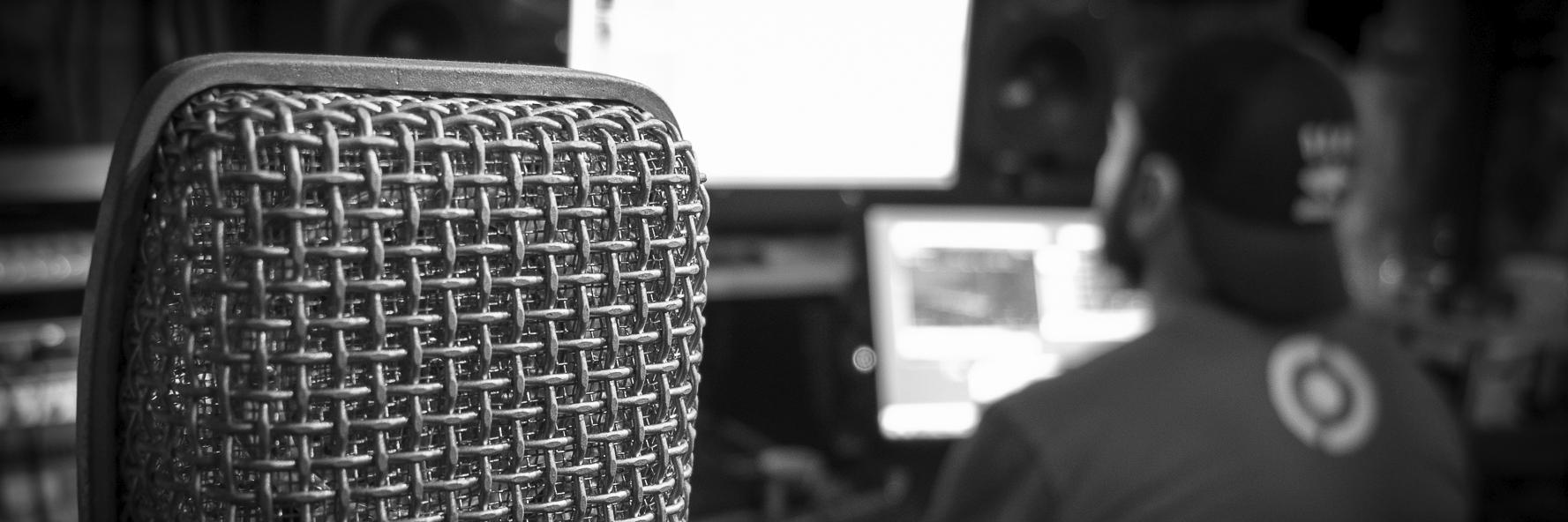 Buzzy Zano Torek banner