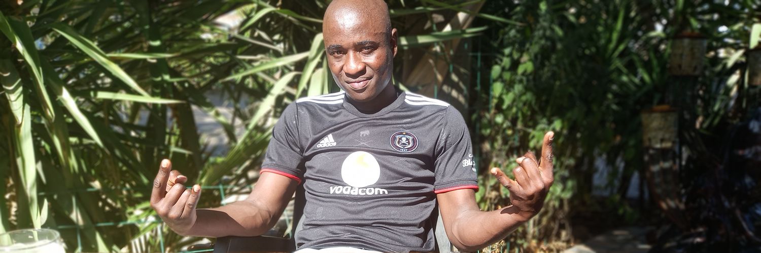 Maanda banner