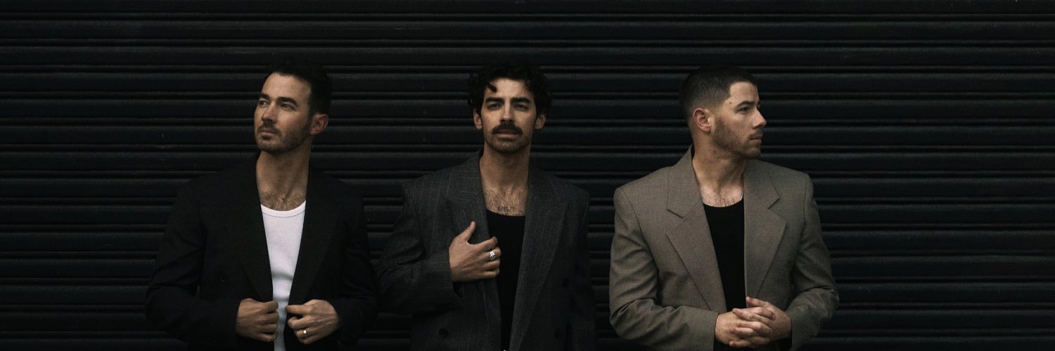 likeaweirda's profile banner image