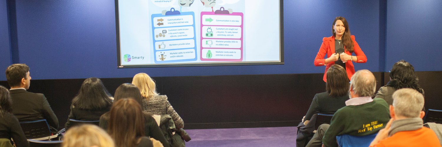 AgnesGradzewicz's profile banner image