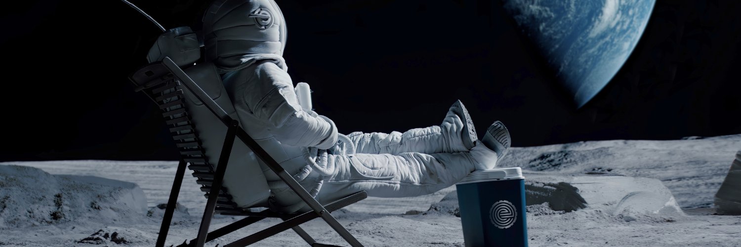 chebellz's profile banner image