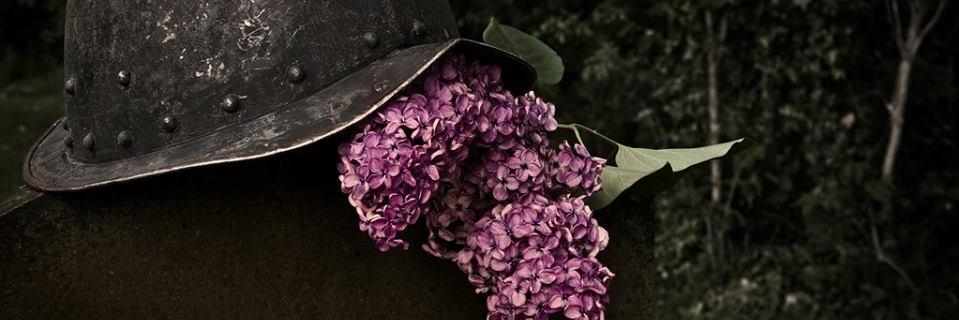 LurkingWriter's profile banner image