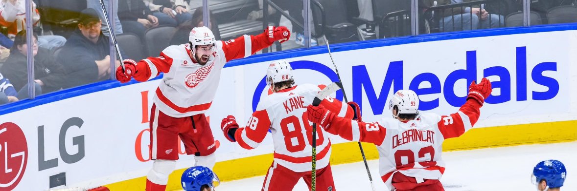dangles1101's profile banner image
